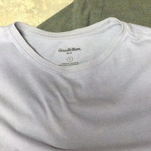 2 for 10 shirts - Picture 2 of 3